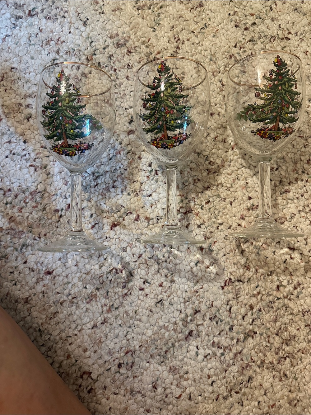 Vintage  Spode Christmas Tree Wine Glasses with Gold Trim Set Of 3